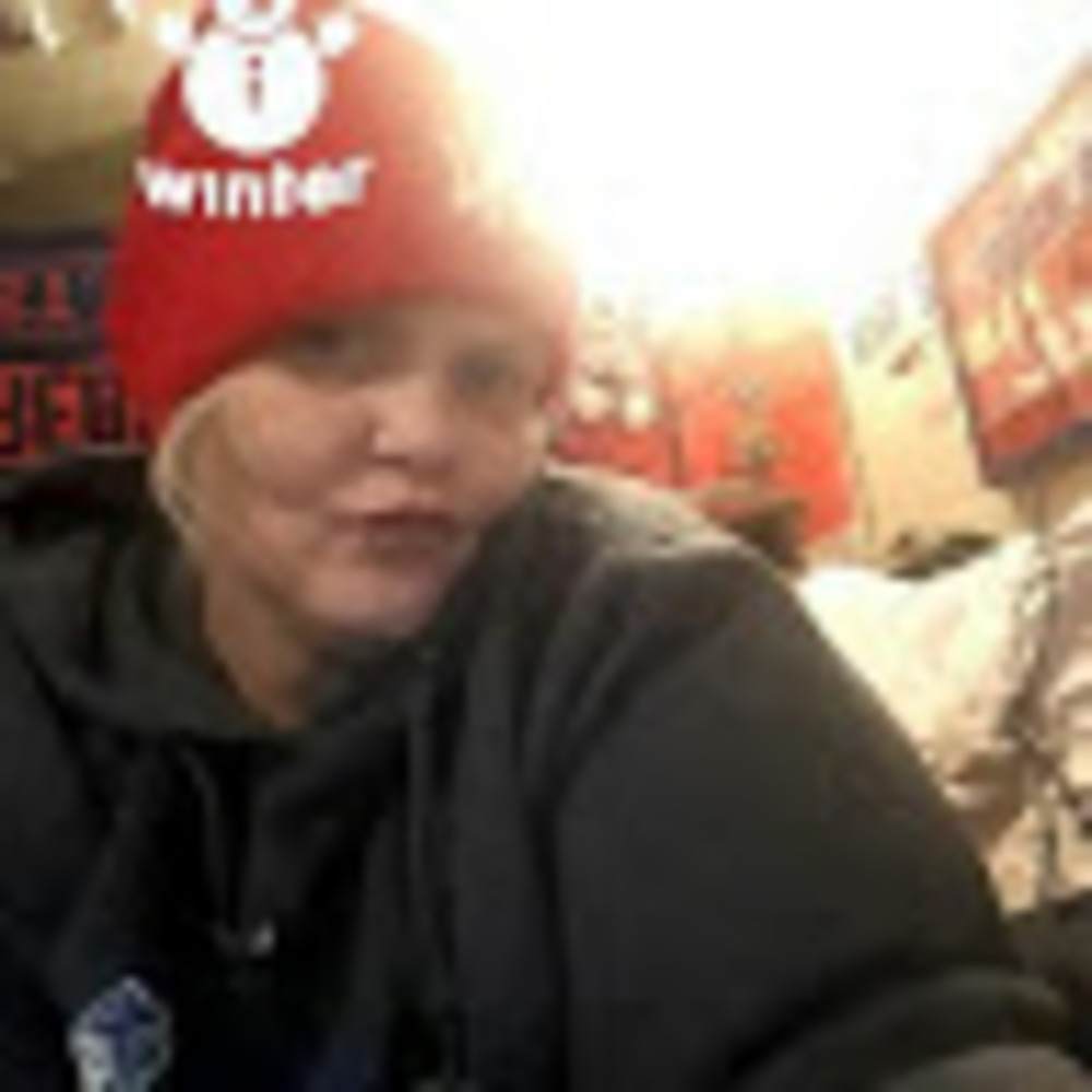 Meet your Posher, Lori